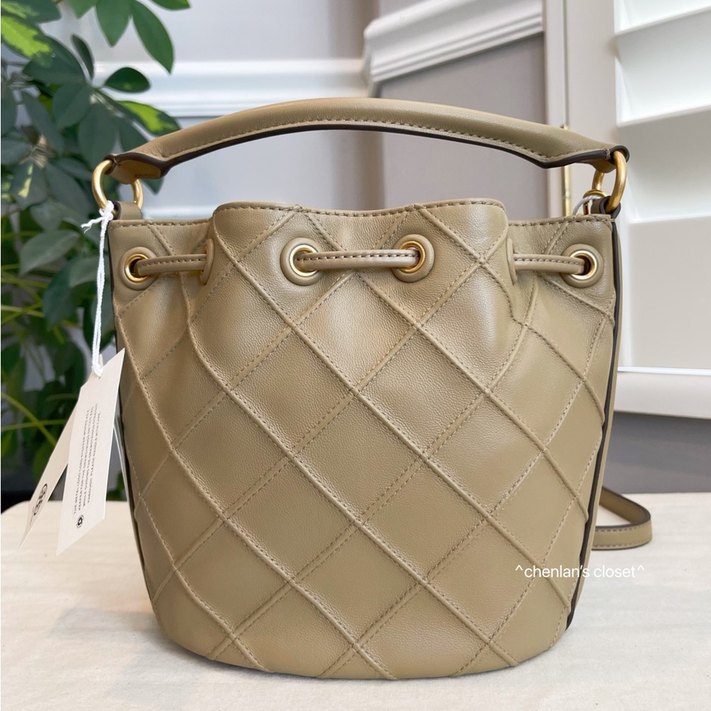 🔥NeW! Tory Burch Soft Fleming Bucket Bag - Picture 7 of 15